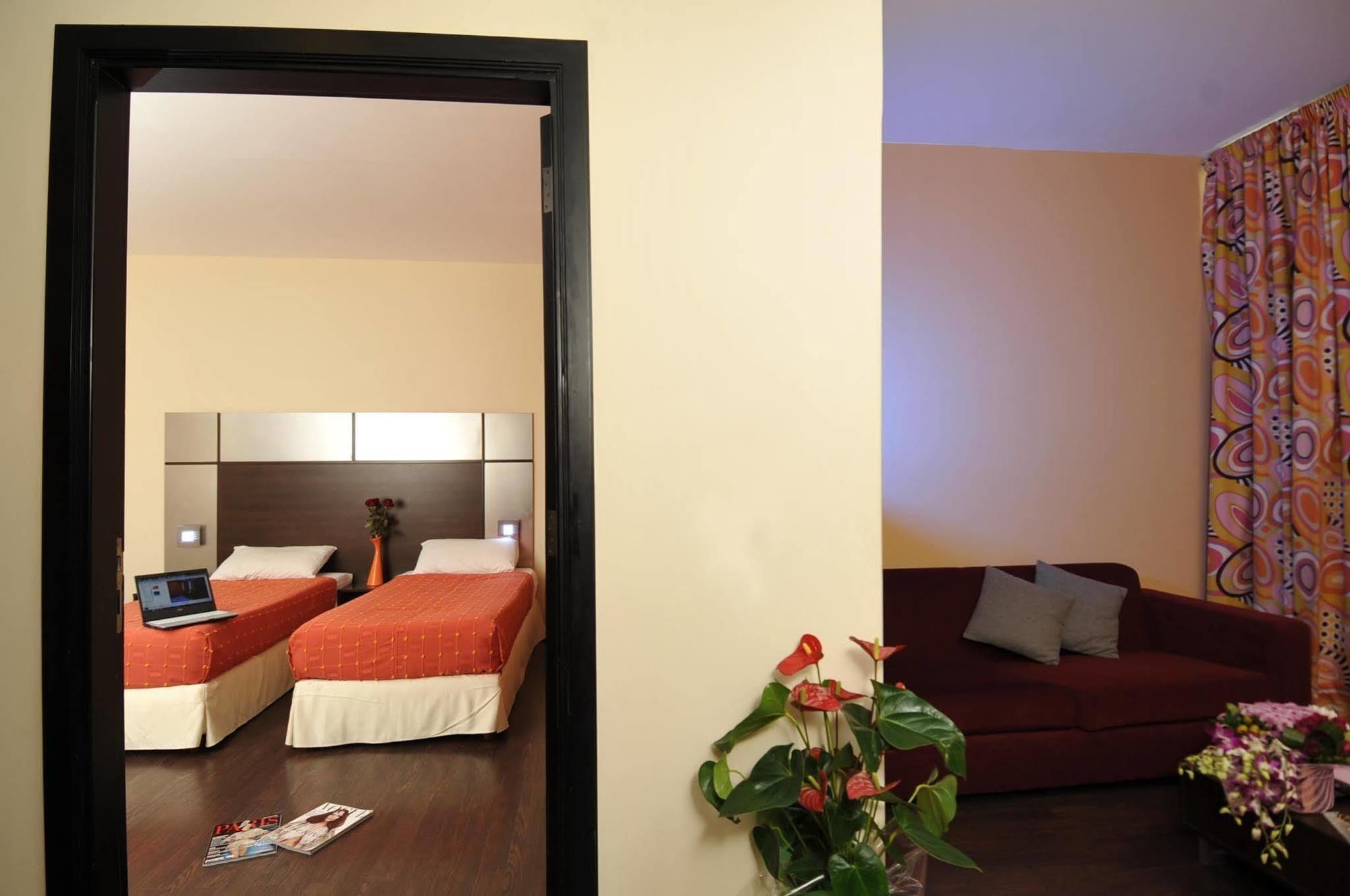 Suite Hotel Merlot - Бейрут Экстерьер фото