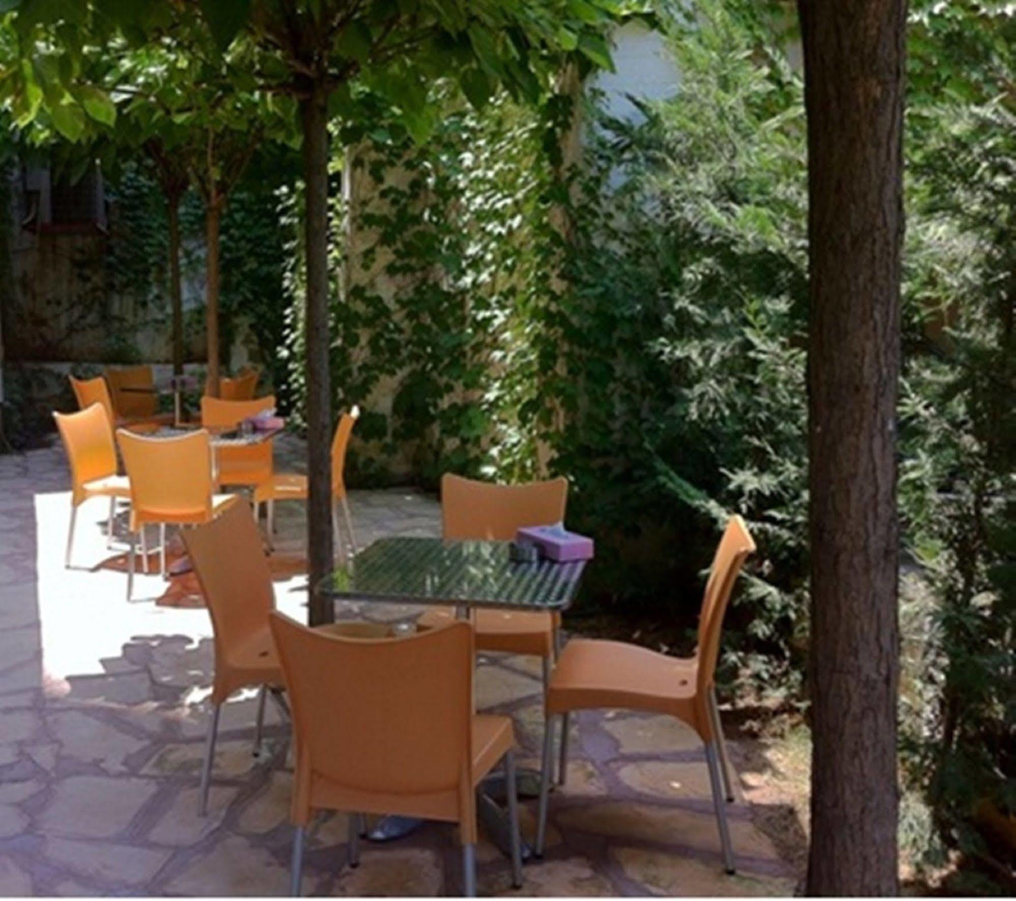 Suite Hotel Merlot - Бейрут Экстерьер фото